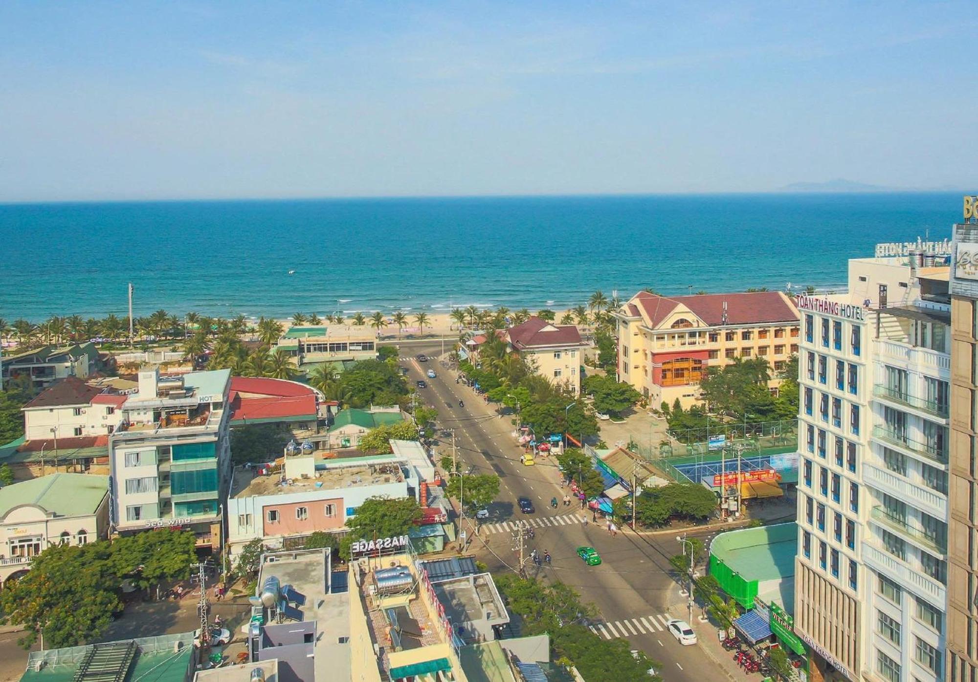 Toan Thang Beach Hotel ダナン市 エクステリア 写真